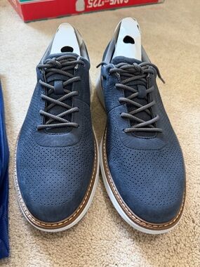 Men’s Johnston & Murphy Lace-Up Shoe